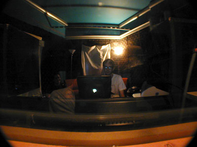 ethan clauset (keenan & julie in the background) - photo: n.krebill